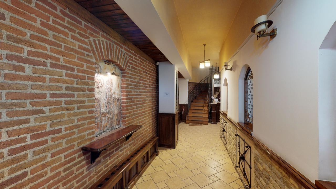 Pension Korona Sibiu Exteriör bild