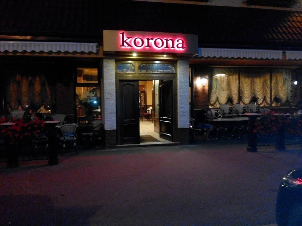 Pension Korona Sibiu Exteriör bild
